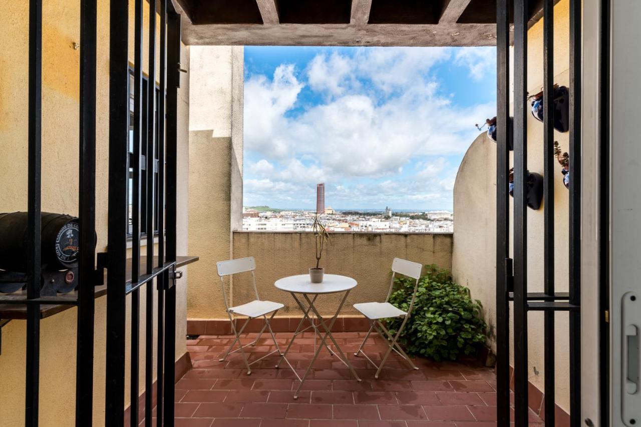 Holi-Rent Apartamento Resitur Seville Exterior photo
