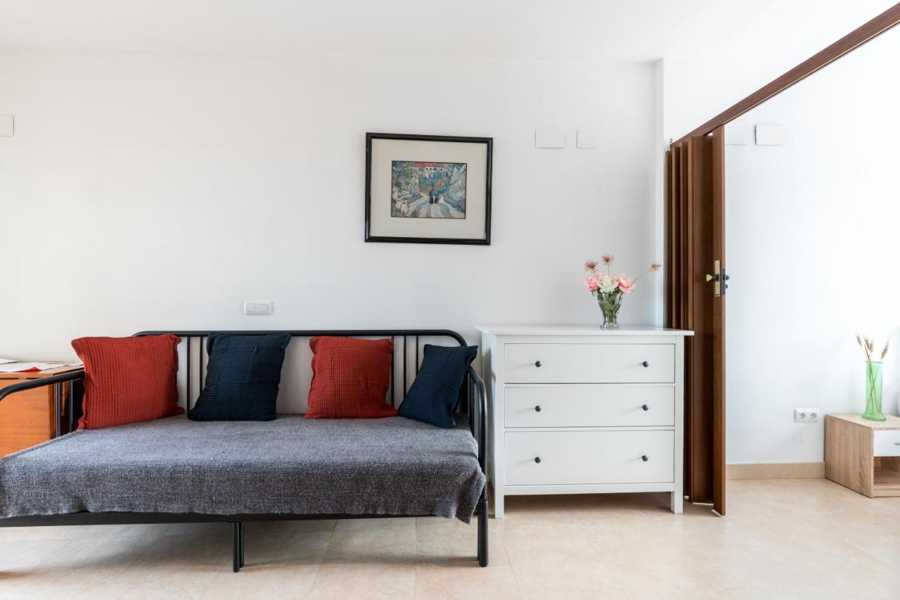 Holi-Rent Apartamento Resitur Seville Exterior photo